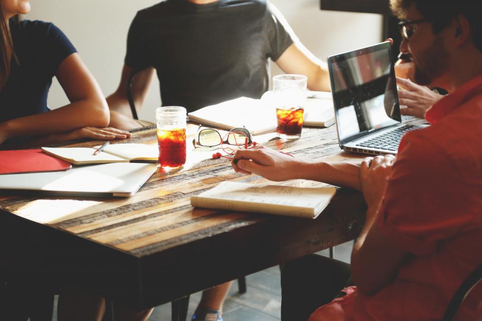 Employer branding: wat is het en hoe bouw je een sterke werkgeversidentiteit