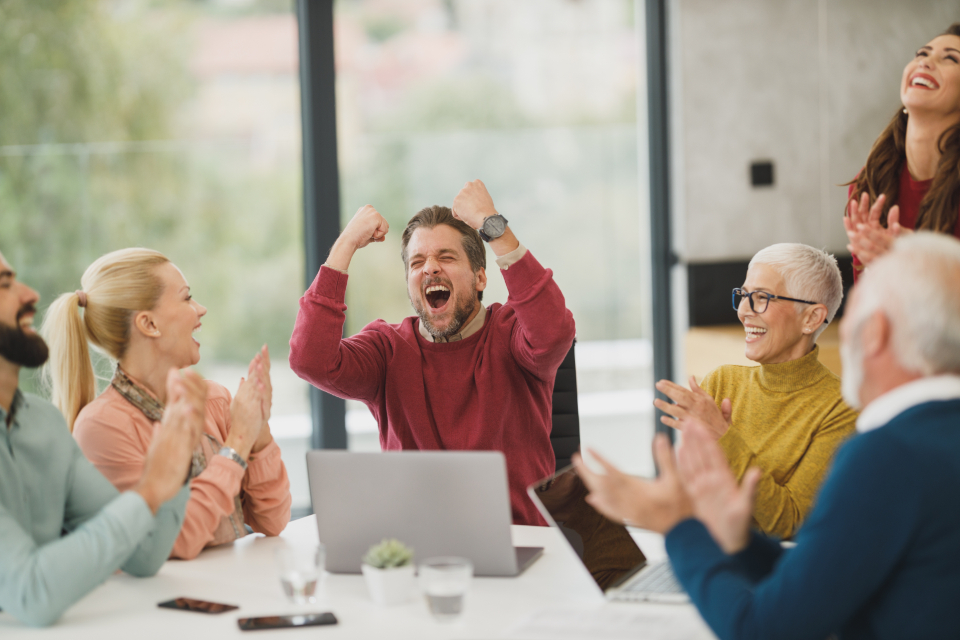 Personeel behouden: 8 strategieën om medewerkers langer vast te houden